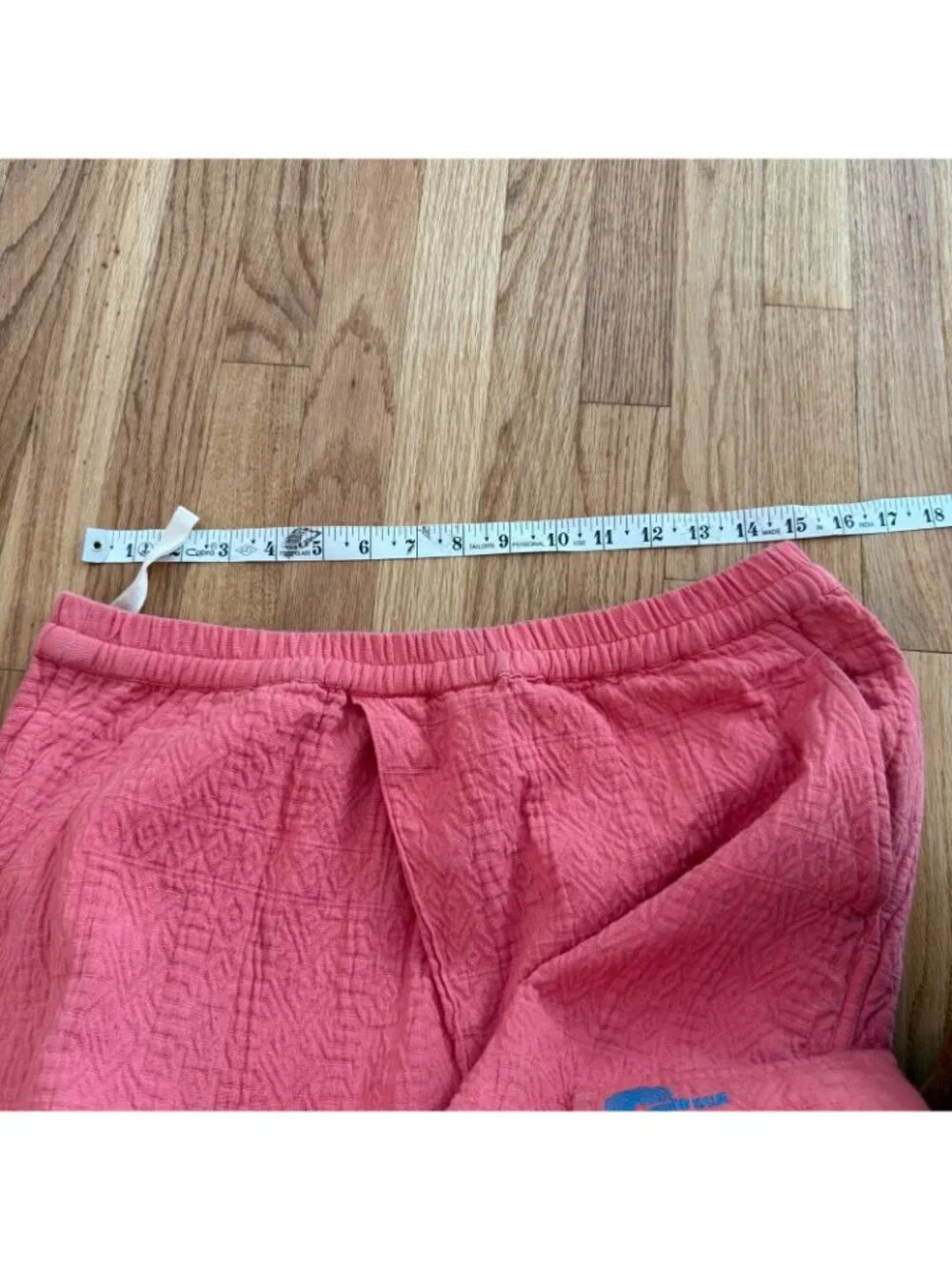 18 East x Standard Issue Textured Gorecki Cargo Pants in Salmon Medium
